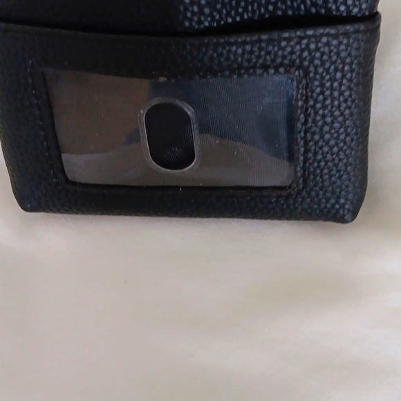 NEW,NO BOX. Black petite ladies wallet,by Tahari - Picture 8 of 8